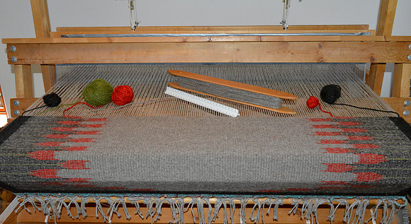 Rug 437 under construction 2
