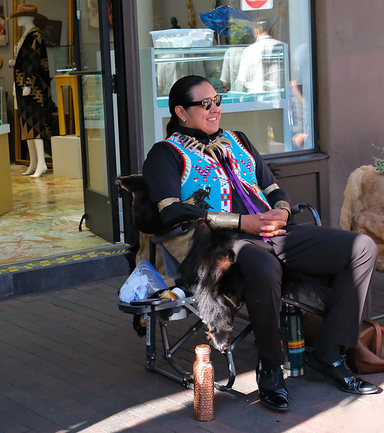 Indian Market - bead artist Eli Snow 1, Alberta, Canada