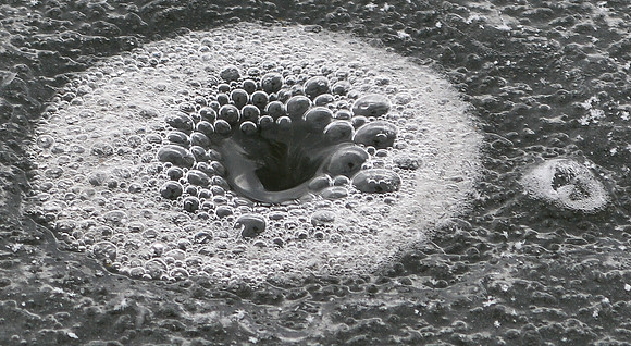 bubbles in ice-0011